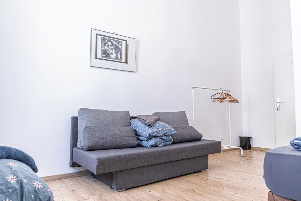 Large 5BR Central Flat Near Augarten