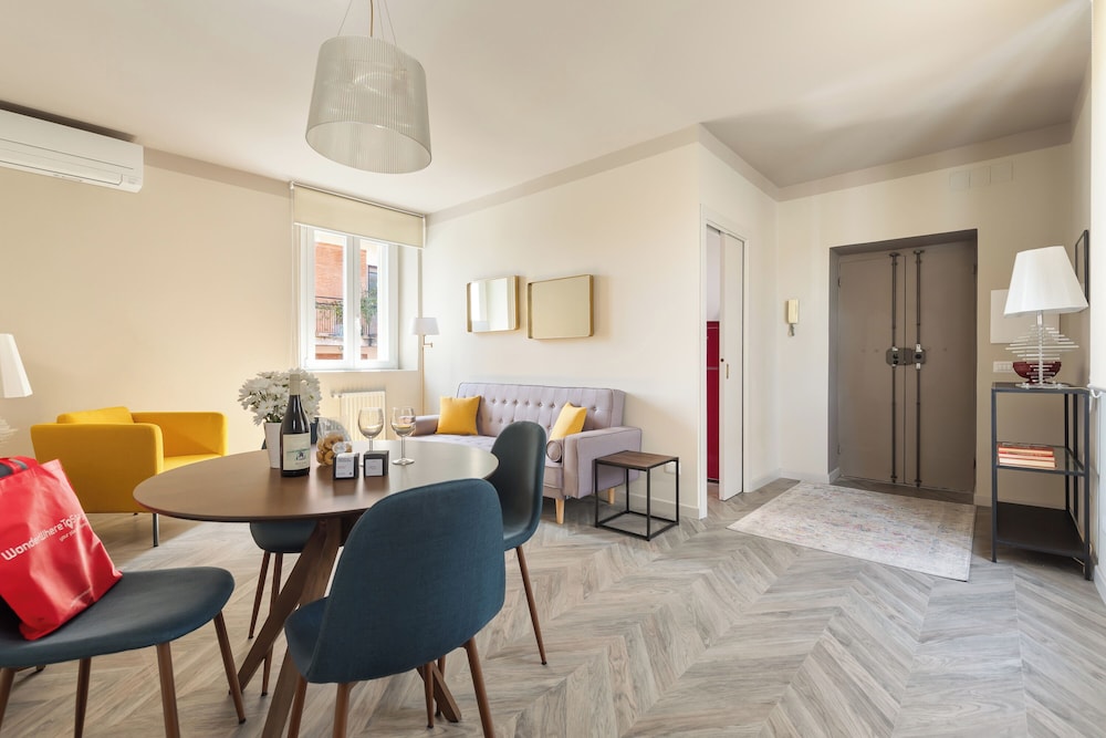 Vatican Lovely And New 2 Br Apartment