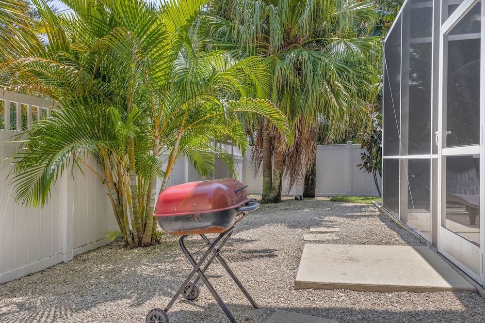 AMI Du Soleil Steps to the Beach Heated Pool