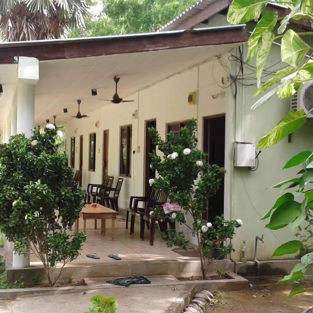 Vasuki Guest House