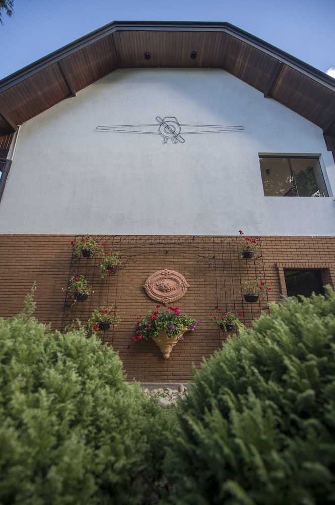 Photo 34