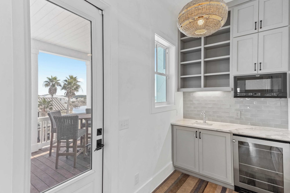 Grayt Digs by Avantstay Next to Beach, Oceanview