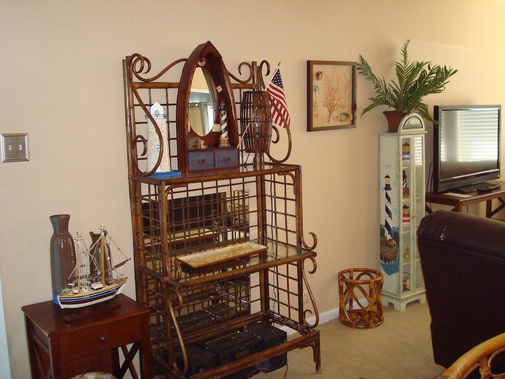 Janel s Haven 504BH