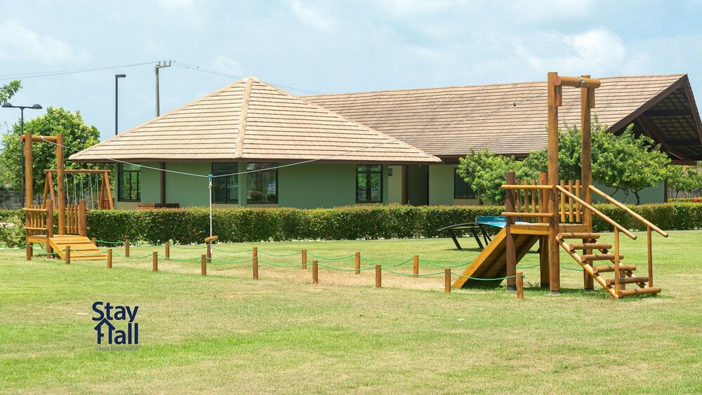 Flat 208-C Condomínio Carneiros Resort