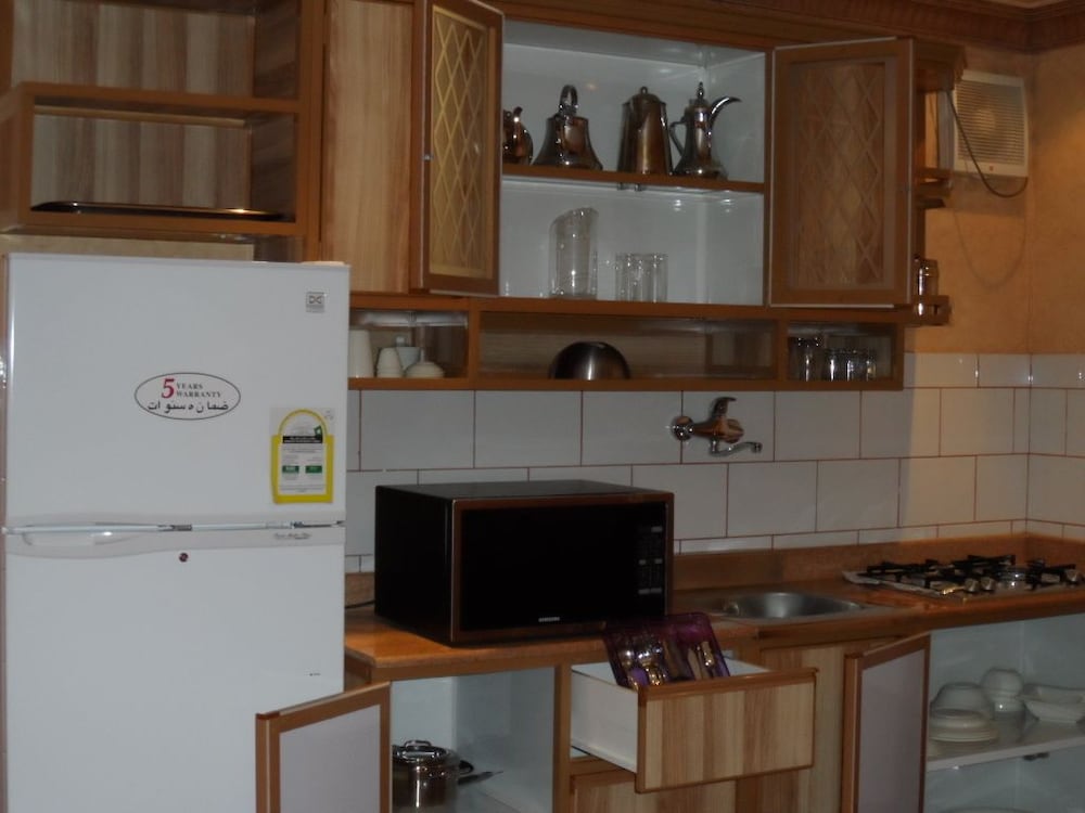 Aknan Al Morooj Furnished Units