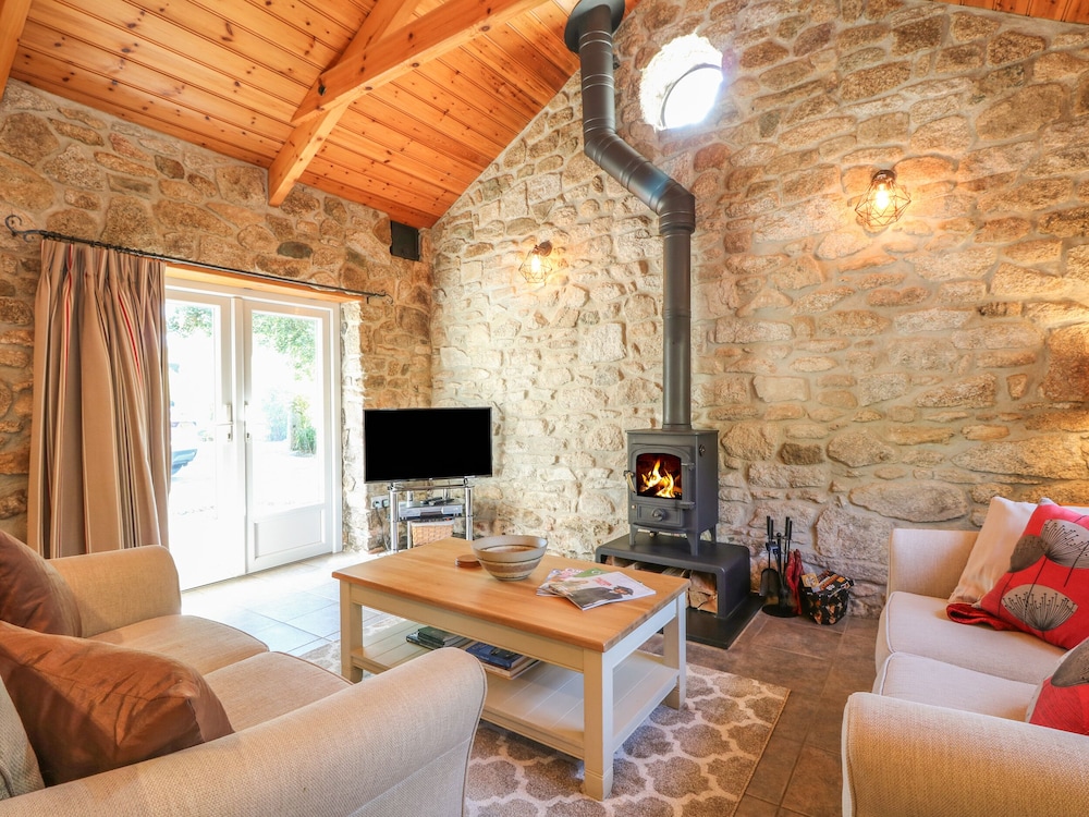 Pond Cottage