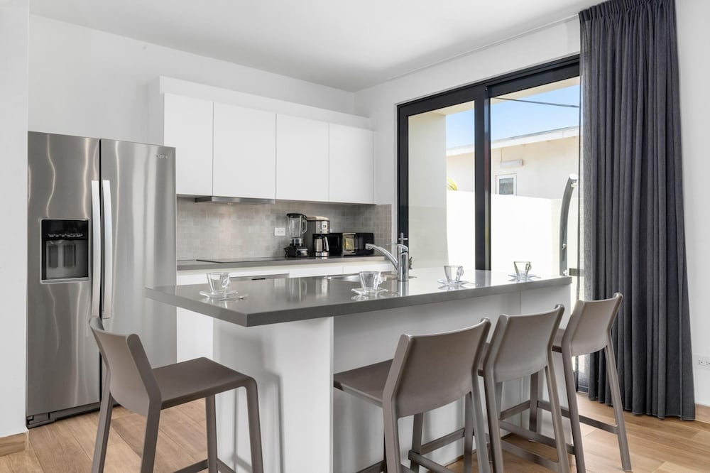 Serene Designer Gem Walk to Beach Strip Pool