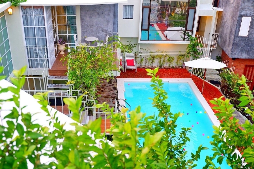 Hy Resort