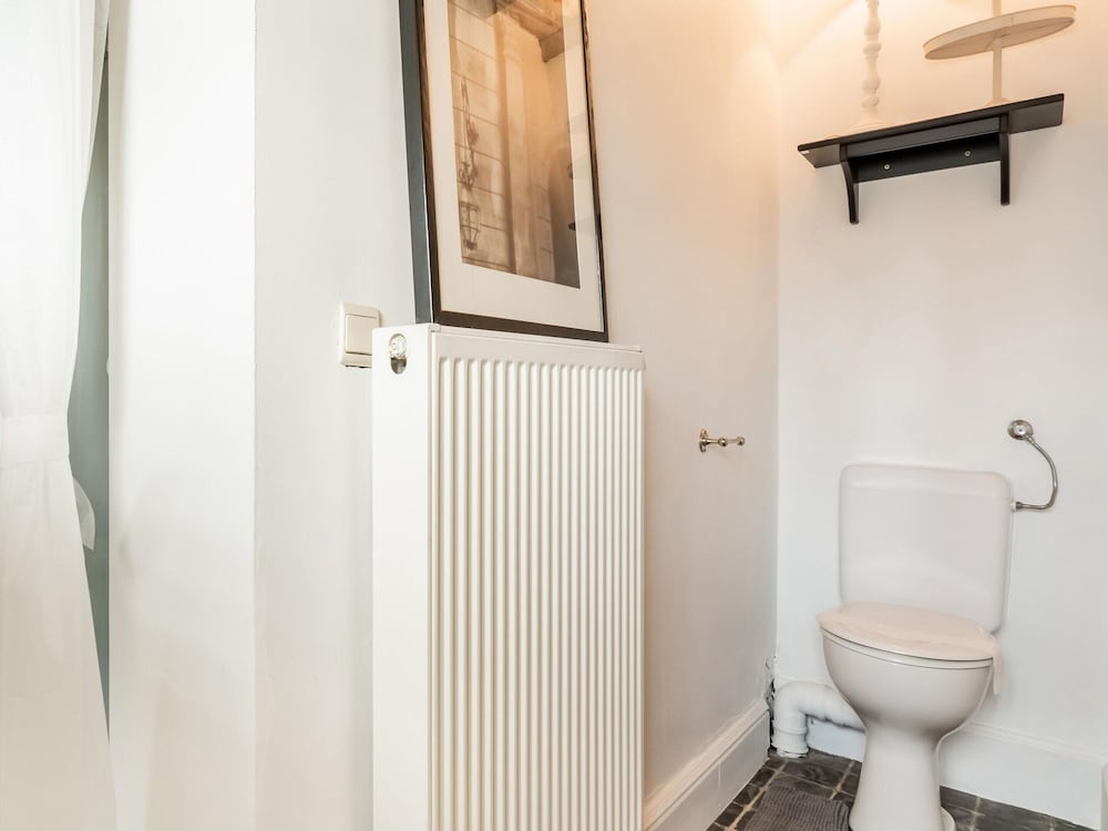 Holiday Home in West Flanders With Garden and Bubble Bath