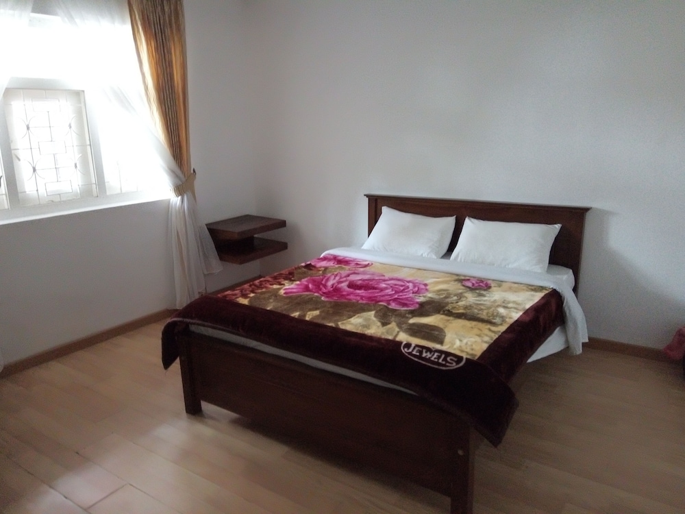 Photo 29