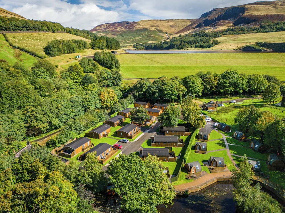 4 Isle of Skye Lodge