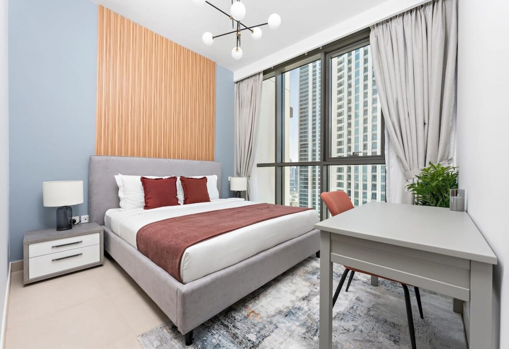 Silkhaus Modern Downtown Heart in High Floor