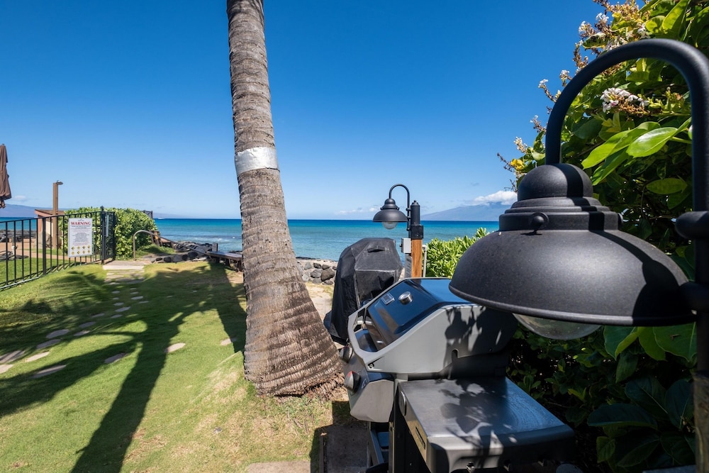 Hale Kai by Coldwell Banker Island Vacations