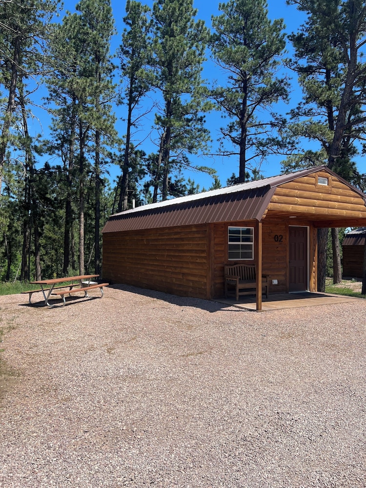 Pine Haven Lodging view 3