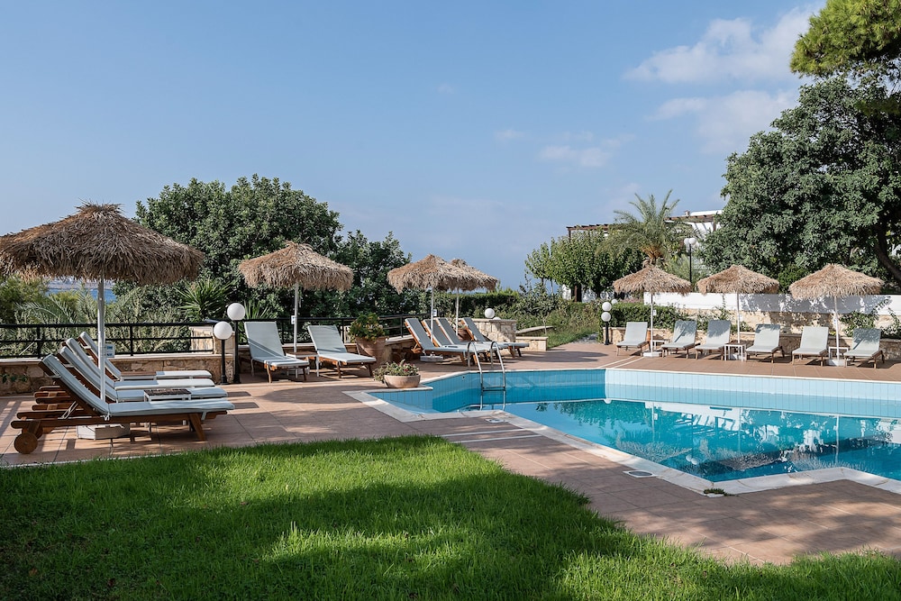 Alianthos Suites