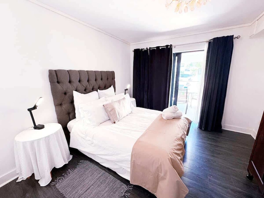 Spacious 1 Bedroom Apartment, Atlantica, Seapoint