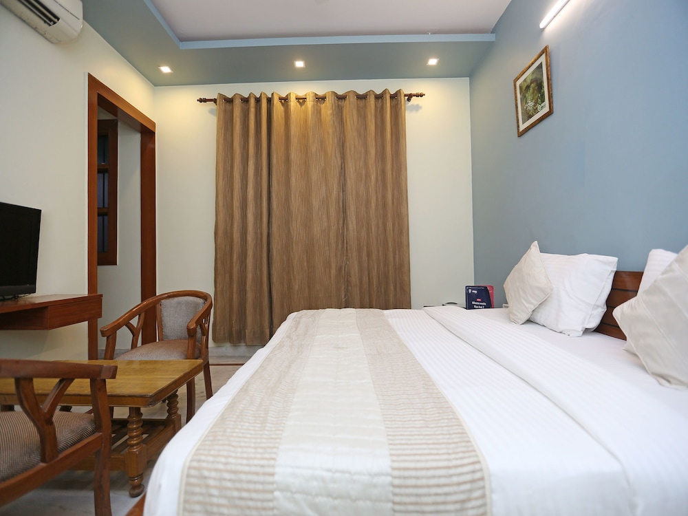 OYO 9581 Green Residency