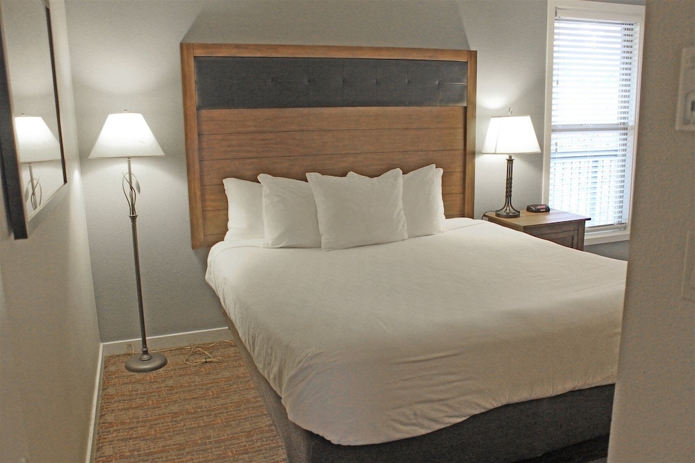 7th Mtn 1235a 1 Bedroom Condo