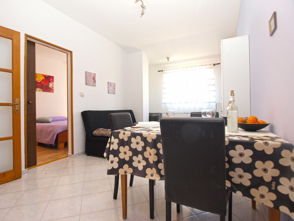 Apartment 1639 view 5