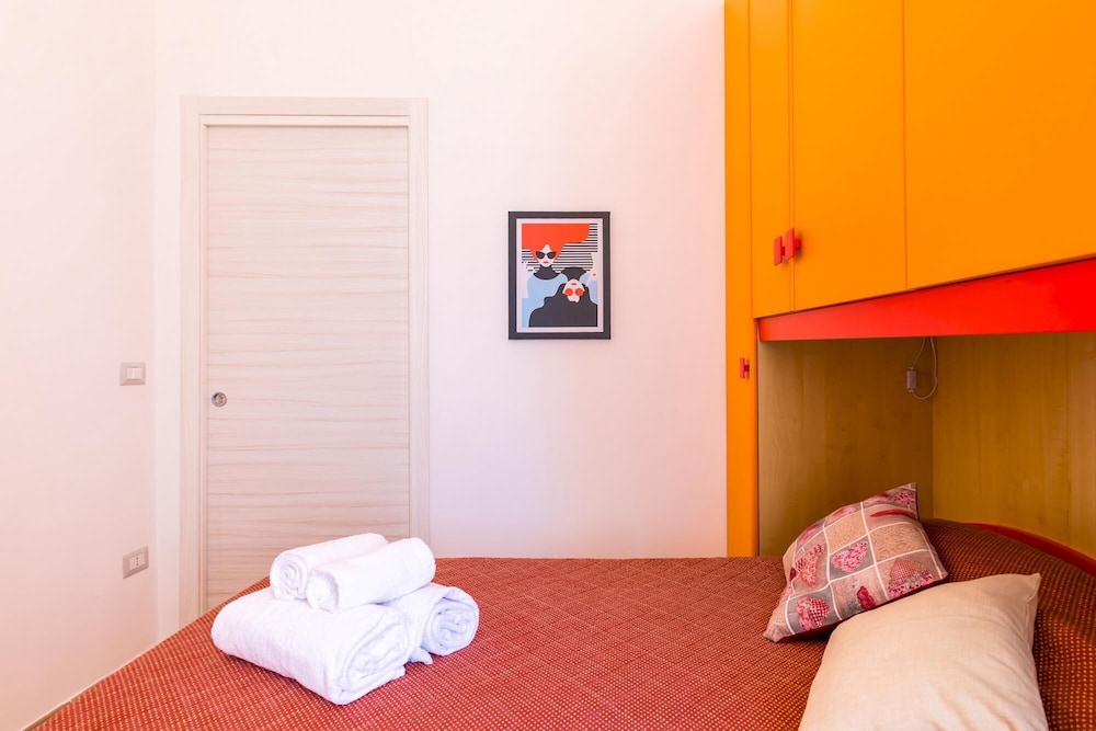 Emanuele III - 4 Bedroom Apartment