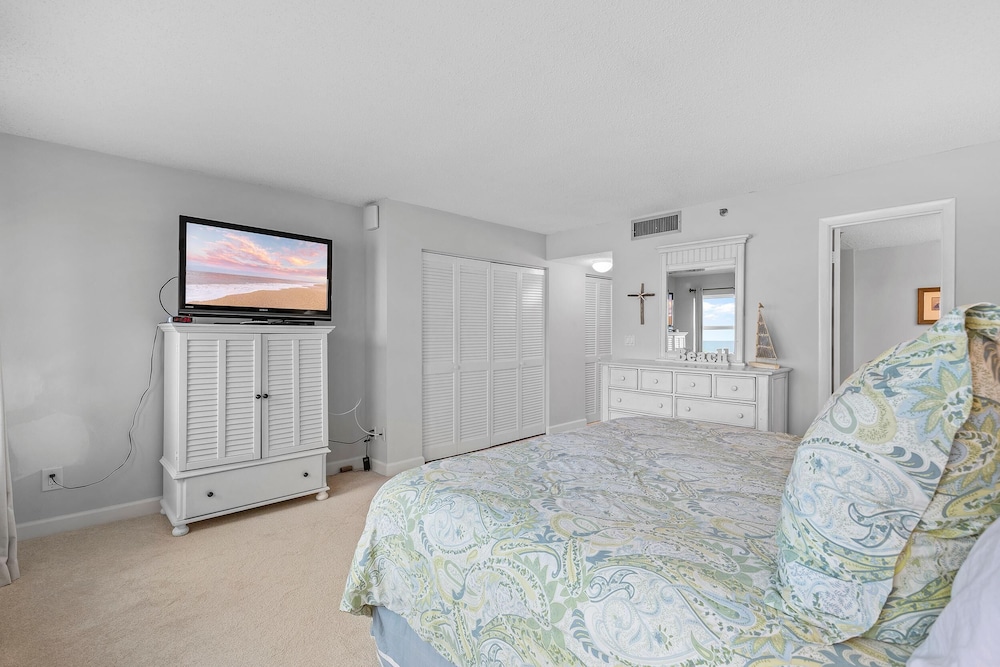 Southwind 304