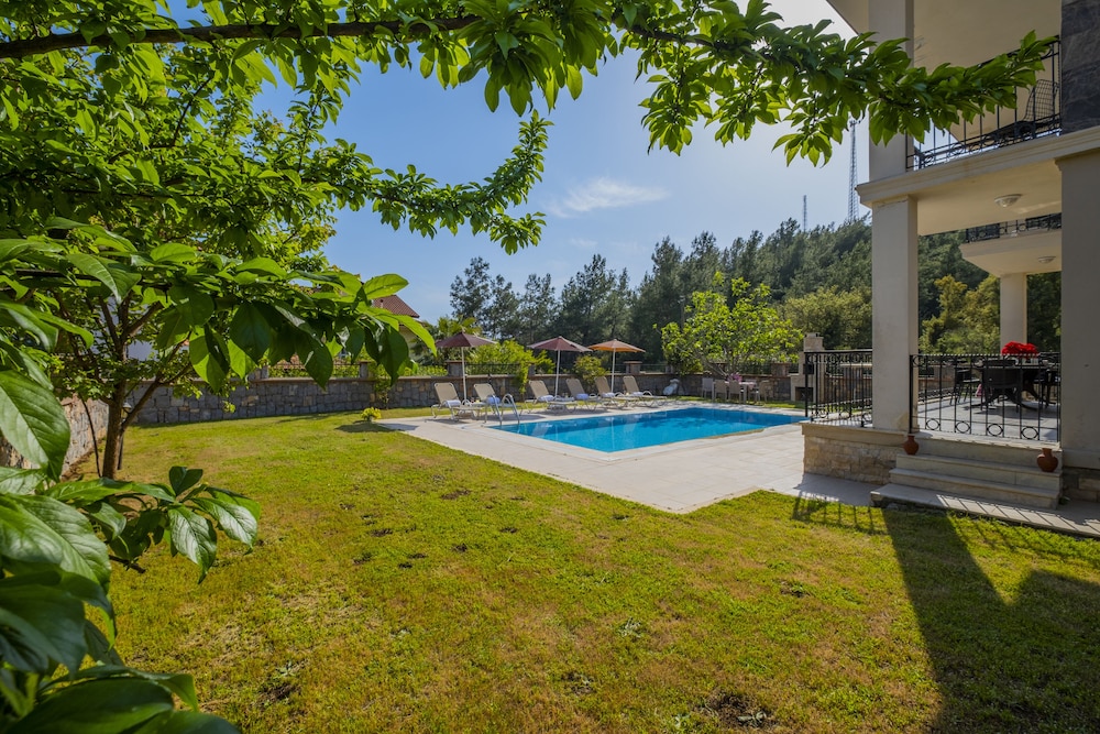 Infinity Opal Villa