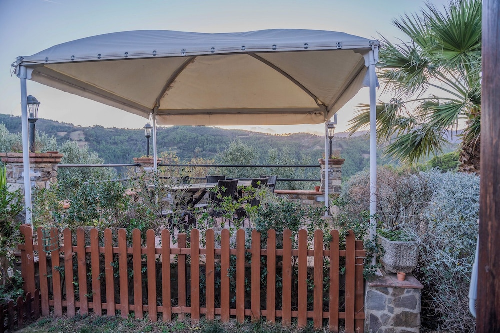Camera in accogliente B&B ad Albidona