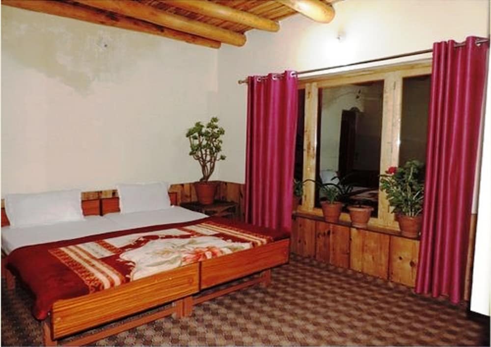 TIH A O Guest House & Home stay