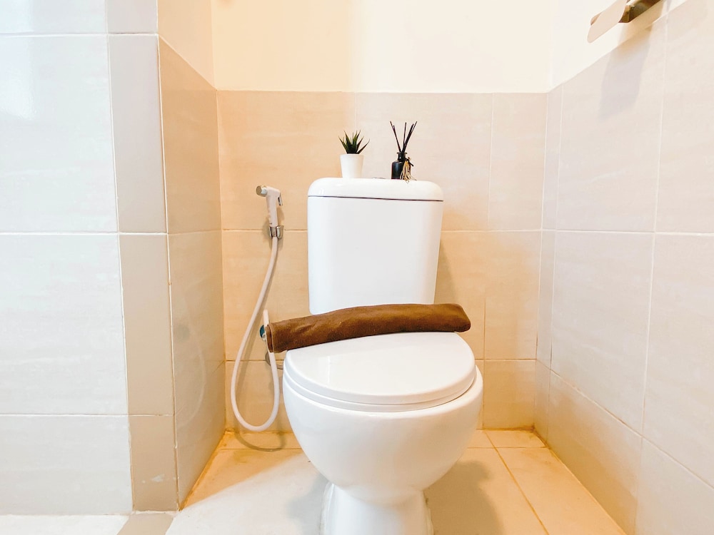 Good Deal 2Br At Meikarta Apartment