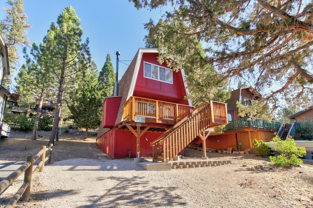 Lazy Bear Barn #124