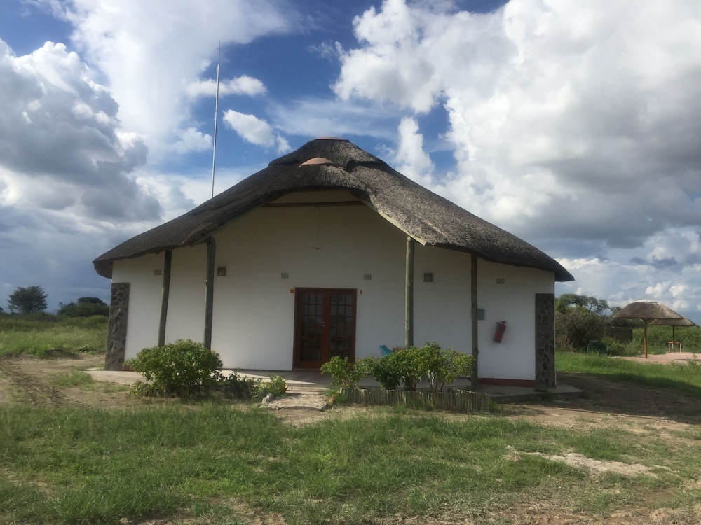 Rakops River Lodge