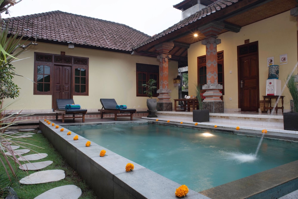 Suparsa's Home Stay