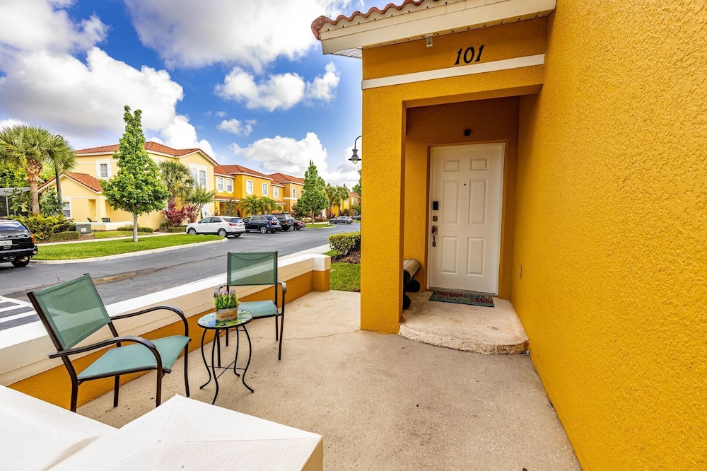 101 Perfect Family Townhouse With Private Pool Near Disney Water Parks