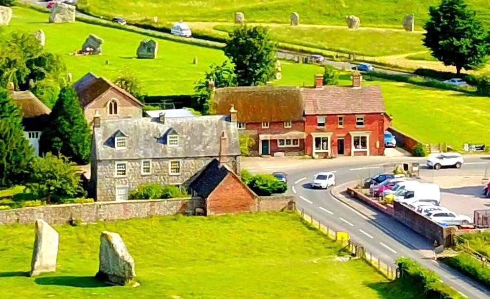 Marlborough Vacations - Silbury House - Property Image 11