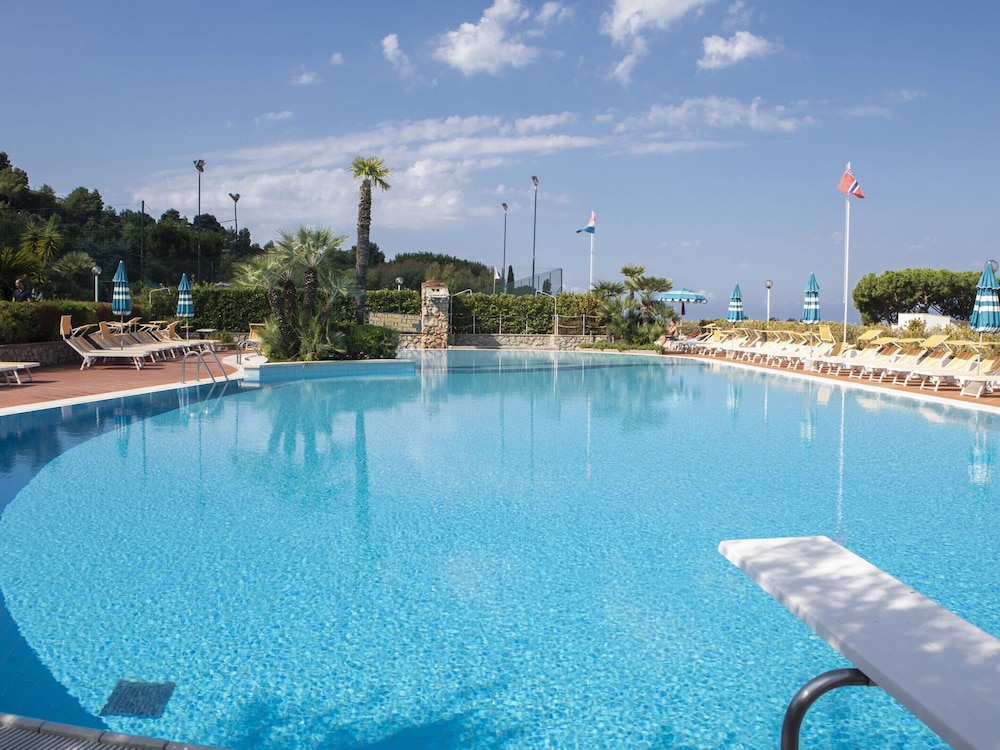 Residence Costa Di Kai Ed Din