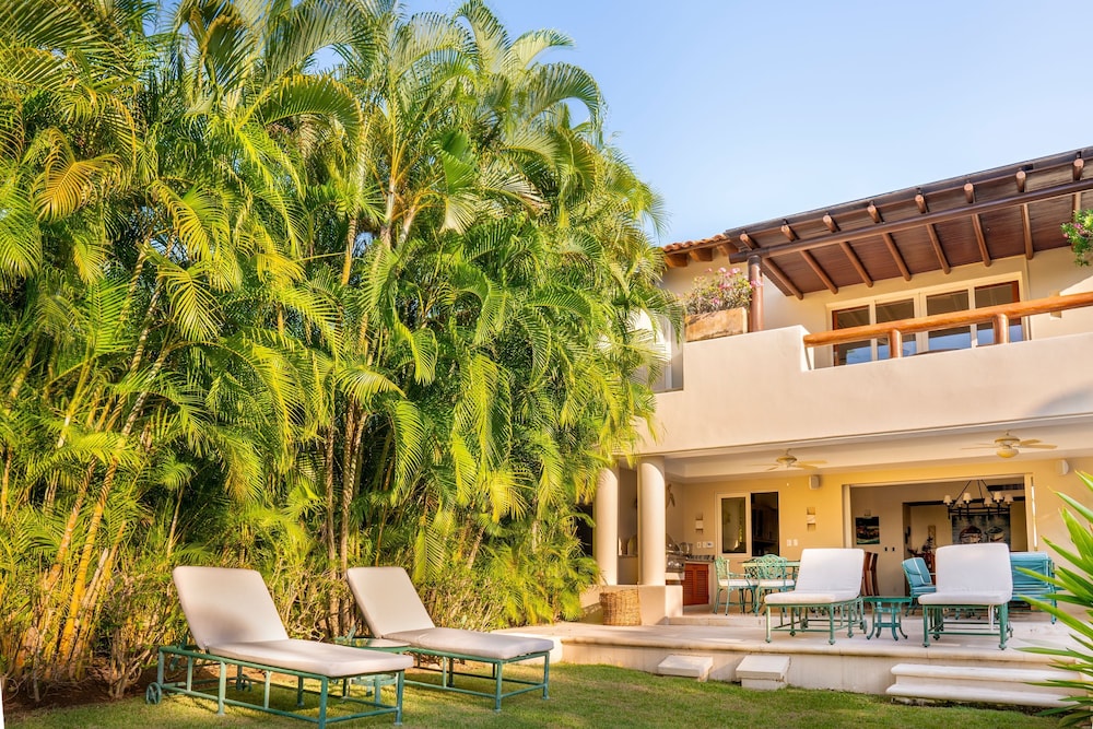 Palmas 16 Pacifico Golf Course Concierge