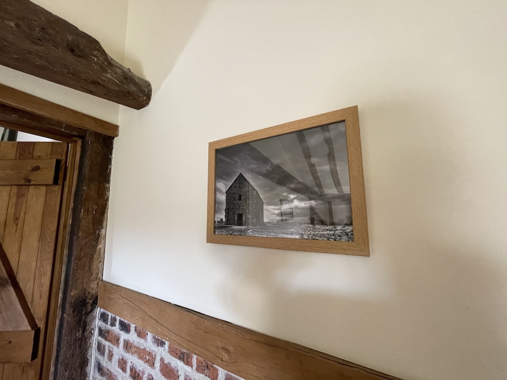 The Cow Shed - Sleeps 4, Parking & Pet Friendly view 4