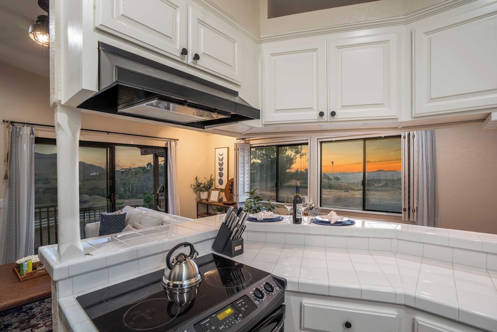 Scenic Deck w/ Sunset Views Near Temecula Wineries Estrada Ranch by Avantstay