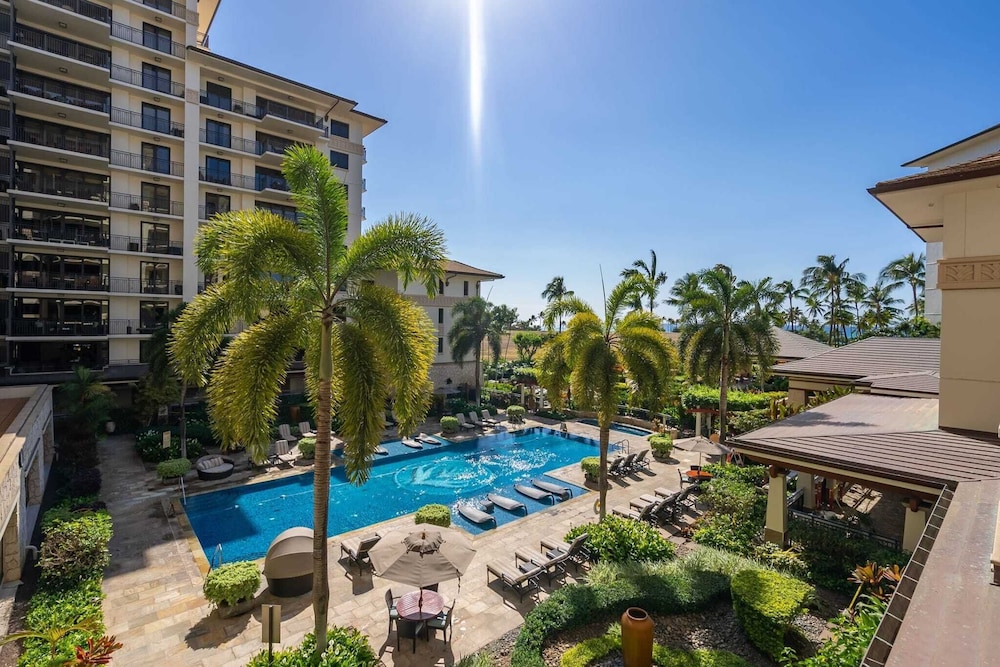 Beachfront Condo at Beach Villas at Ko Olina Hale Hoaloha by Avantstay
