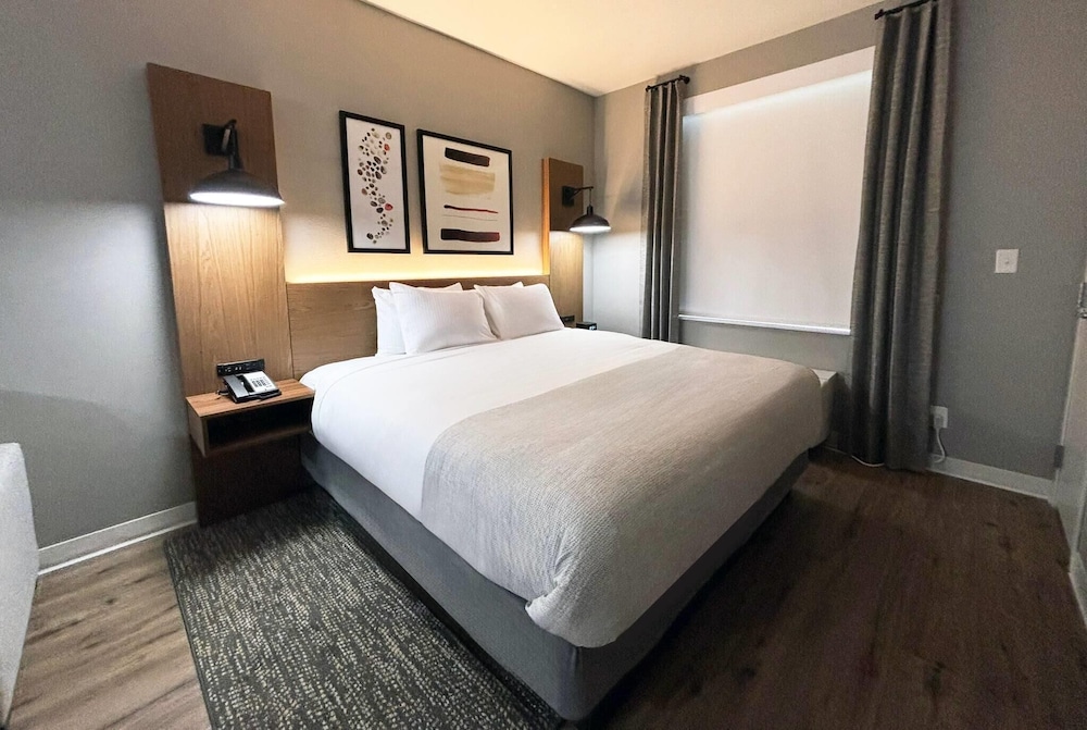 Hawthorn Extended Stay by Wyndham Eagle Pass
