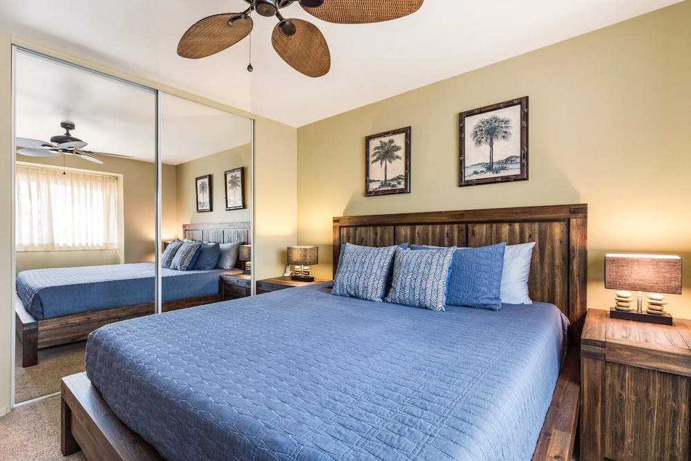 Beautifully Furnished - Hawaiian Villa - AC & Wifi! - Vrkcv