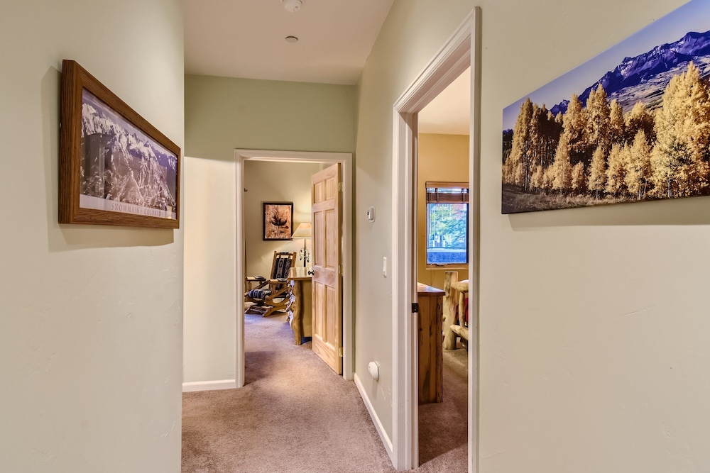 Summit County Vacations - 42 Burgundy 4br 3.5ba 4 Bedroom Townhouse by RedAwning - Property Image 23