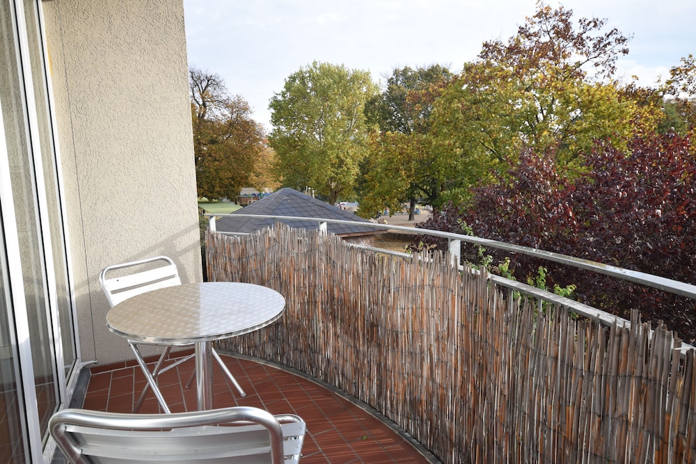 Parkview Apartments