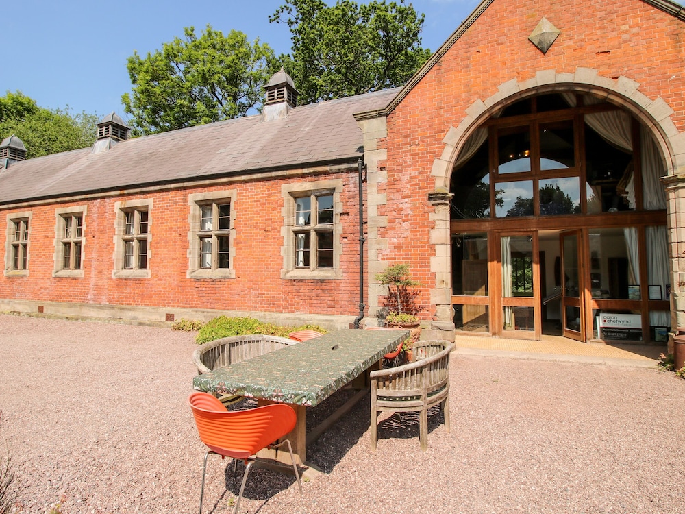 Chetwynd Lodge