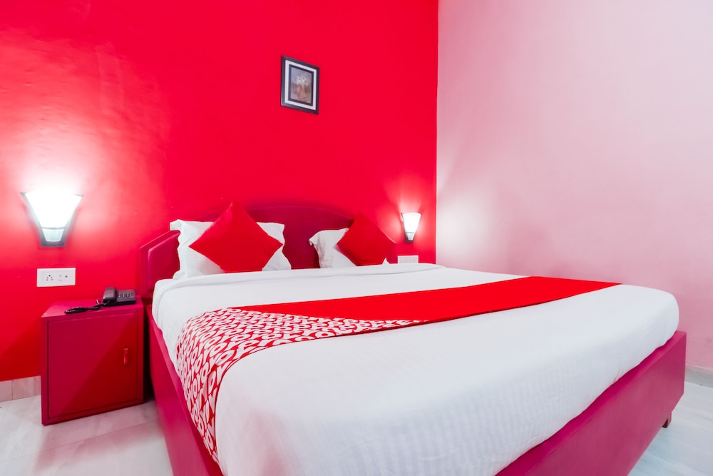 OYO 60753 Paradise Luxury Home Stay view 2