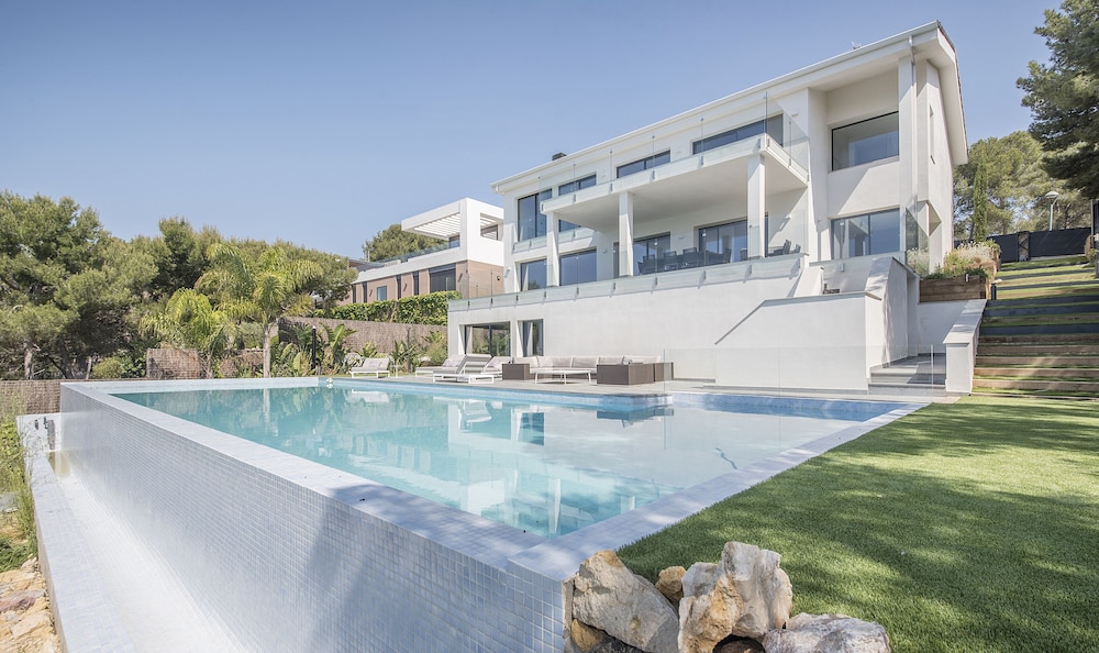 Tarragona Vacations - Exclusive Tamarit Villa TH 85 - Property Image 1