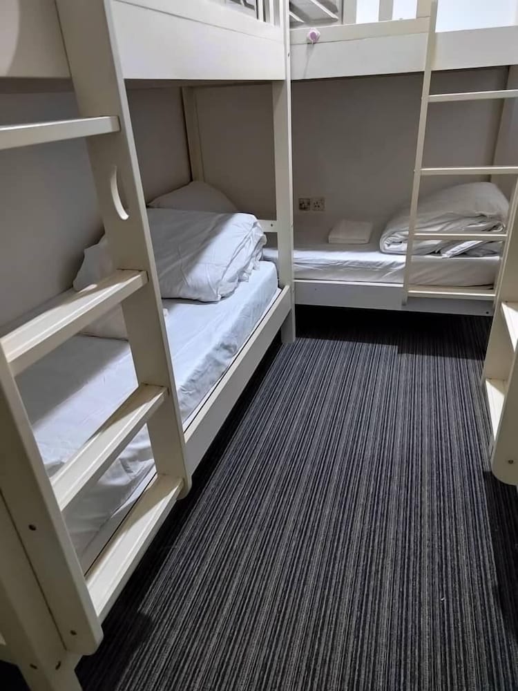 DNest Hostel