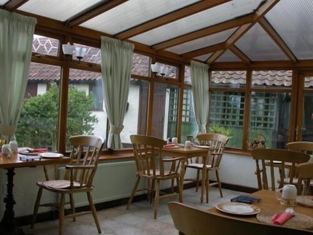 Bury St Edmunds Vacations - Six Bells - Property Image 6