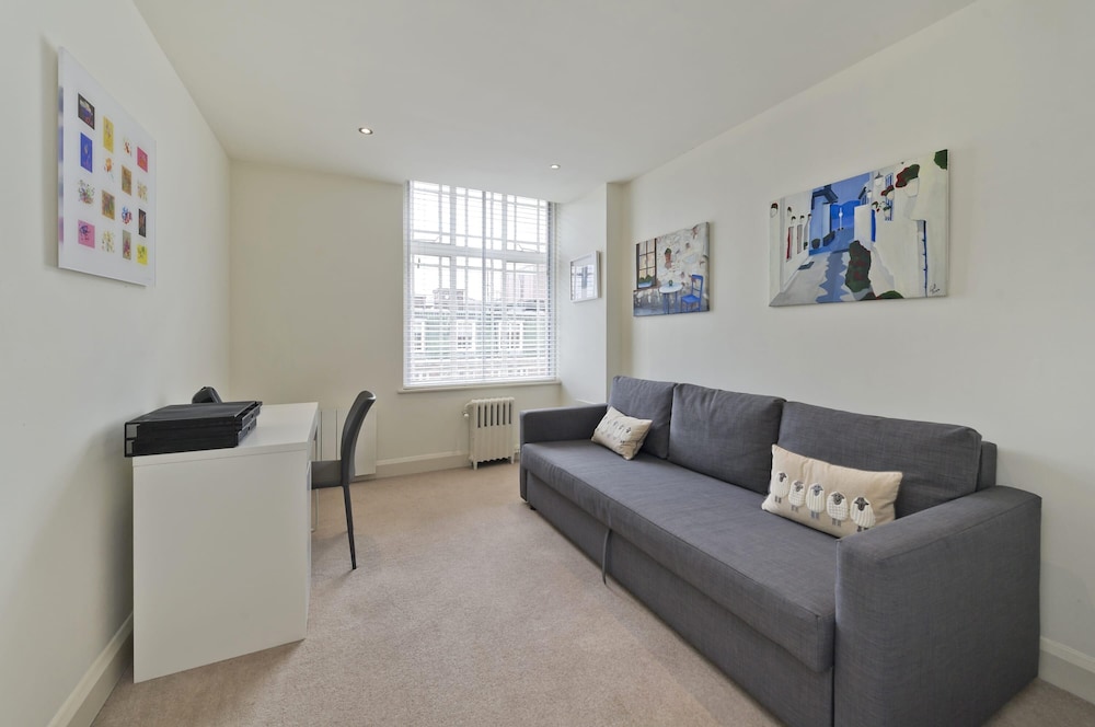 1 Bedroom Aprtmnt Bayswater