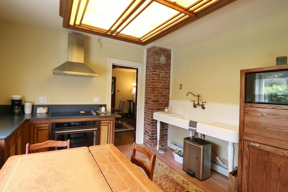 Bagatelle 3 Bedroom Home by Redawning view 4